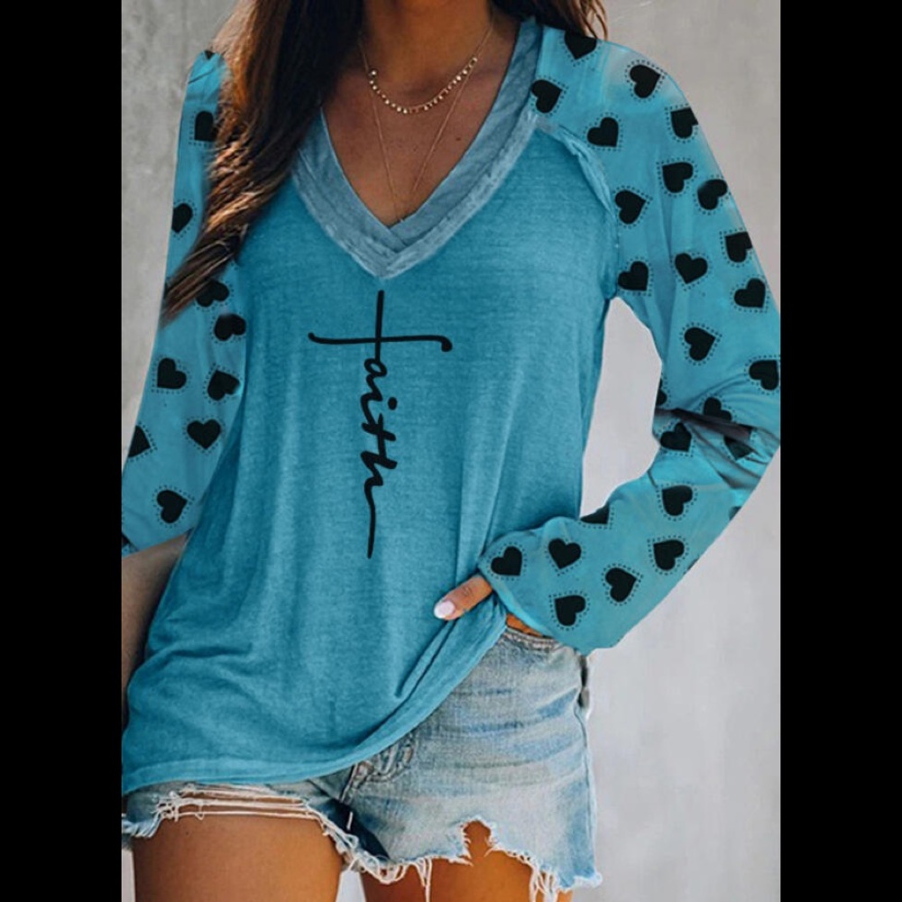 Blue Figure Heart Print V-Neck Long Sleeve Top NWT